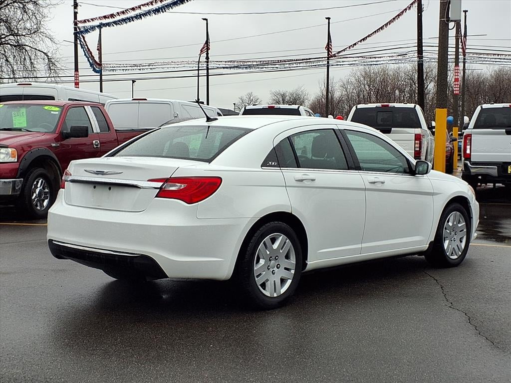 2012 Chrysler 200 LX