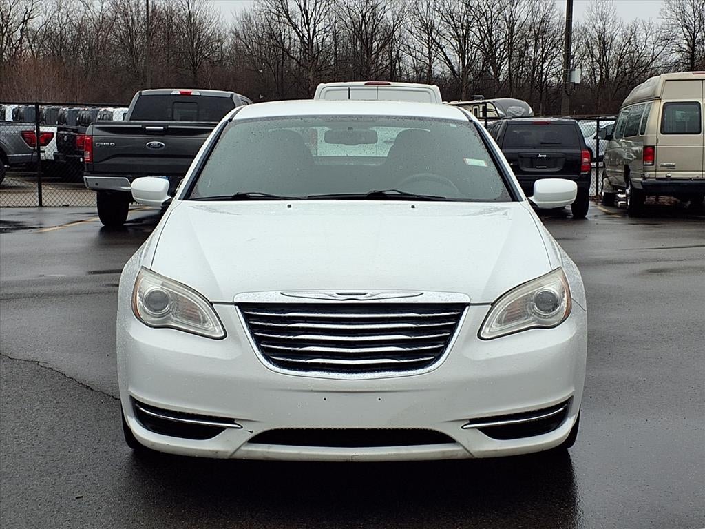 2012 Chrysler 200 LX