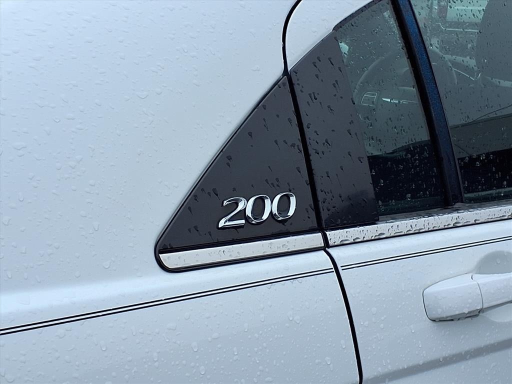 2012 Chrysler 200 LX