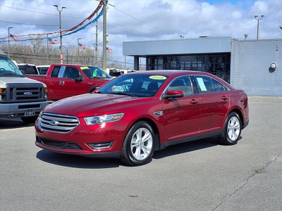 2018 Ford Taurus SEL