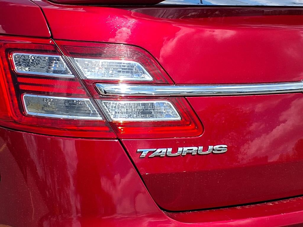2017 Ford Taurus SHO
