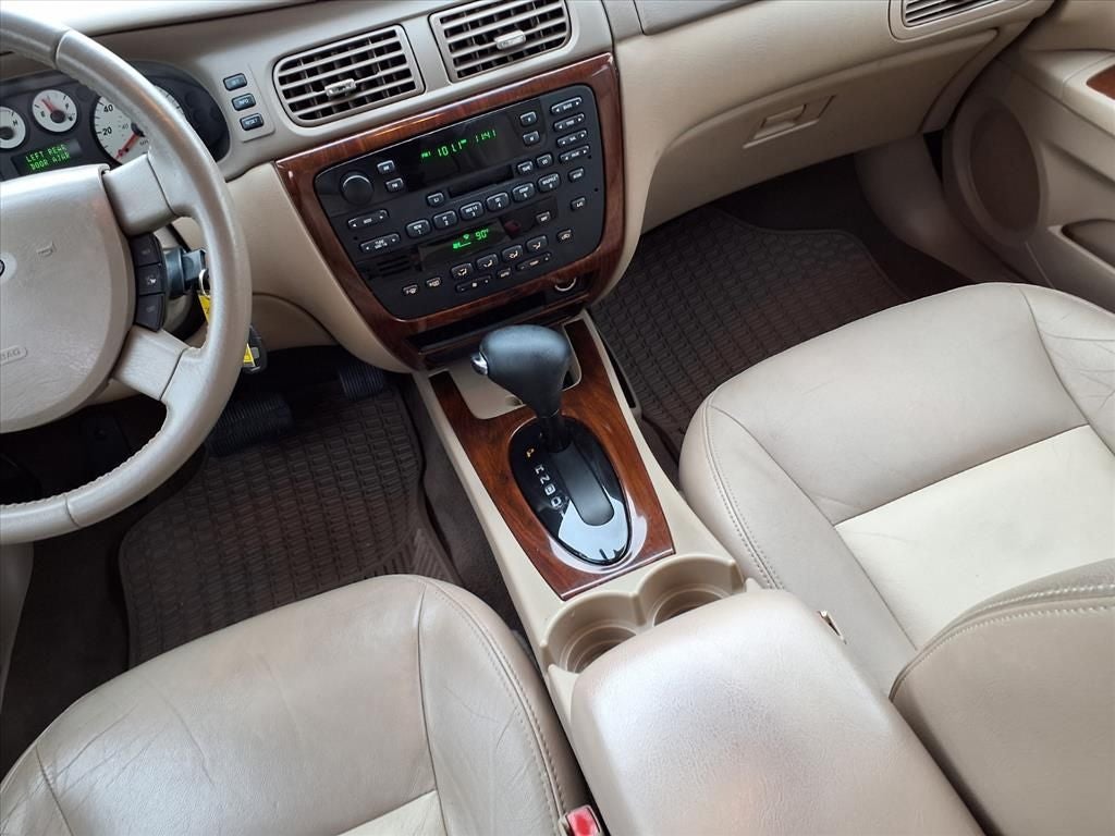 2004 Ford Taurus SEL