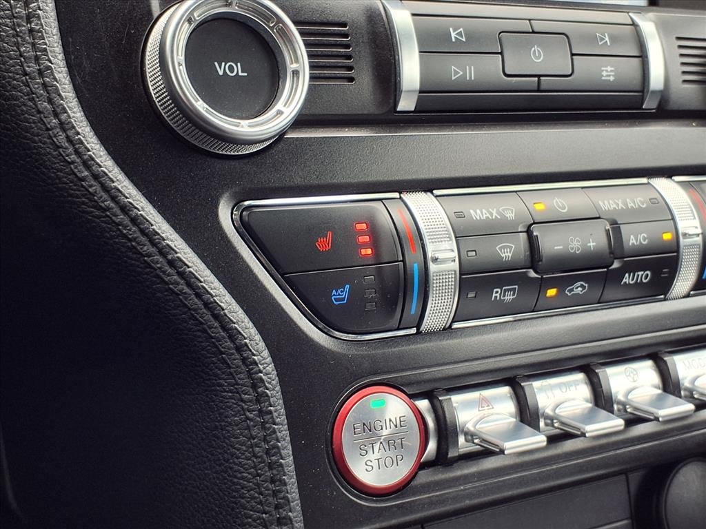 2022 Ford Mustang EcoBoost Premium