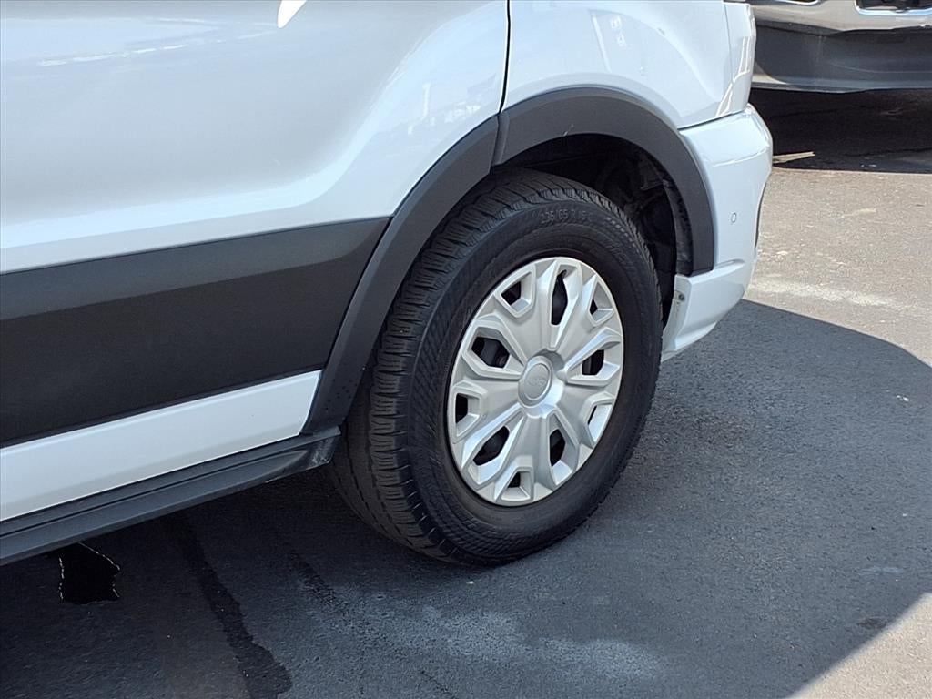 2023 Ford Transit Wagon XLT
