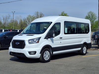 2023 Ford Transit Wagon XLT