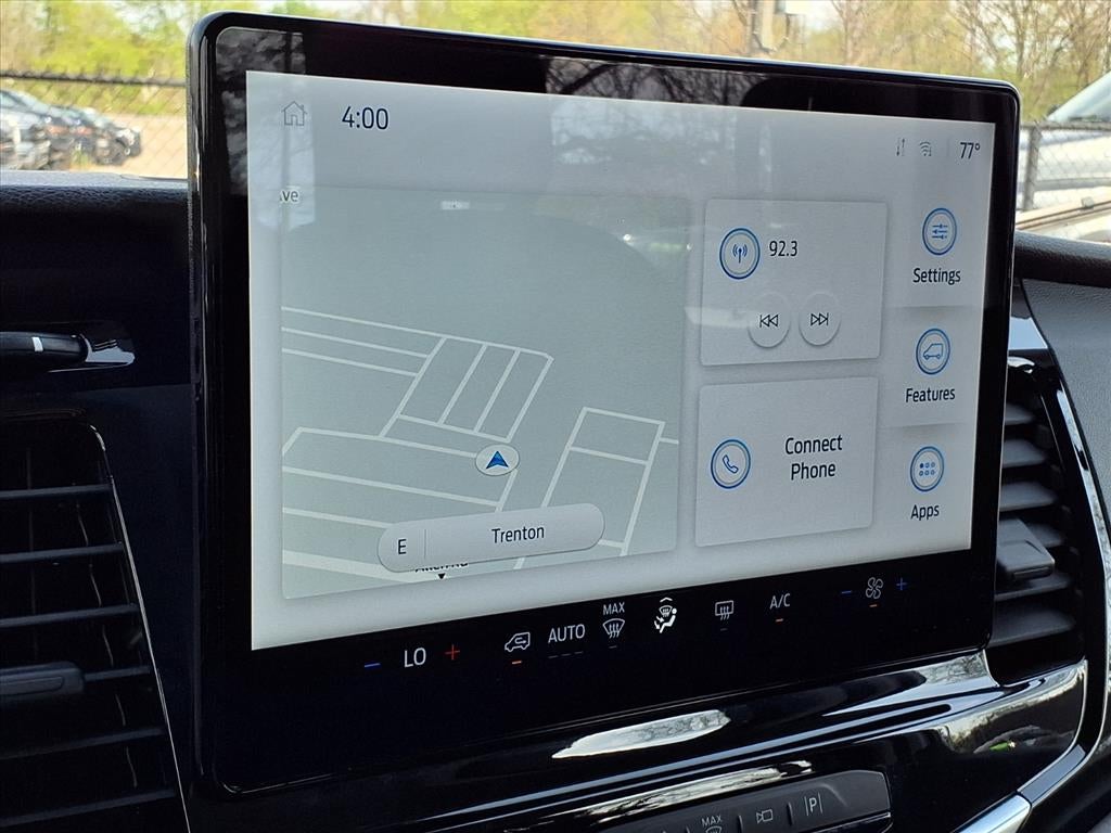 2023 Ford Transit Wagon XLT