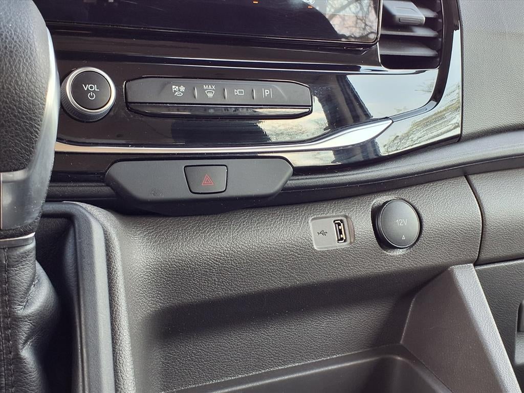 2023 Ford Transit Wagon XLT