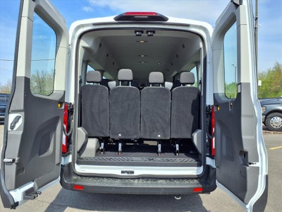 2023 Ford Transit Wagon XLT