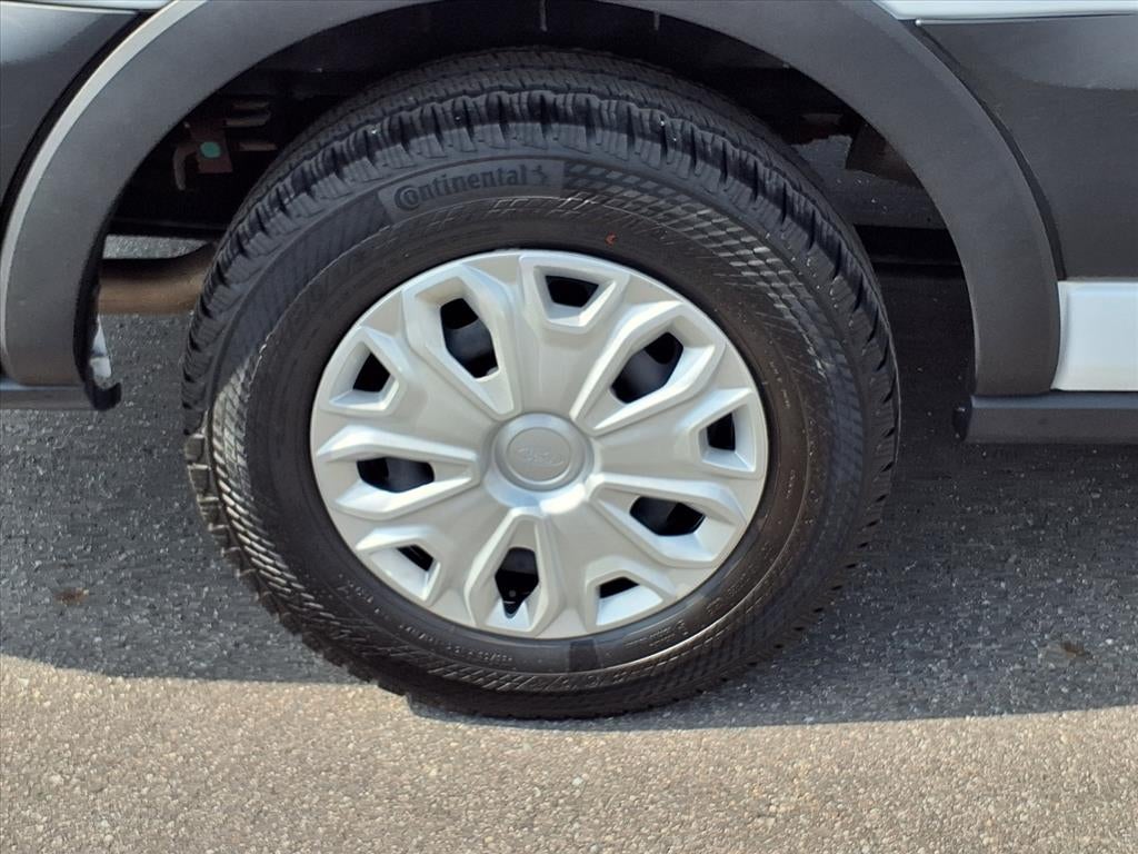 2023 Ford Transit Wagon XLT