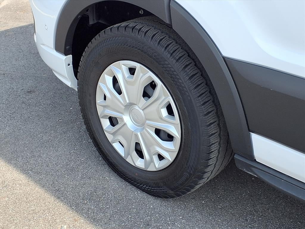 2023 Ford Transit Wagon XLT