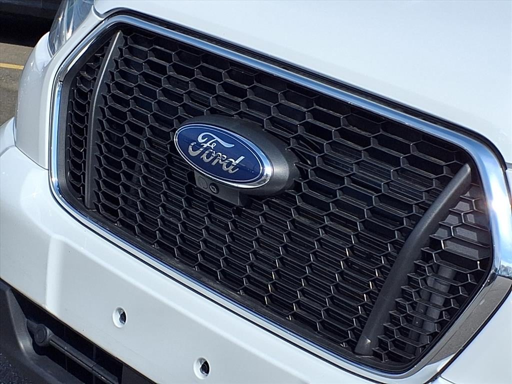 2023 Ford Transit Wagon XLT