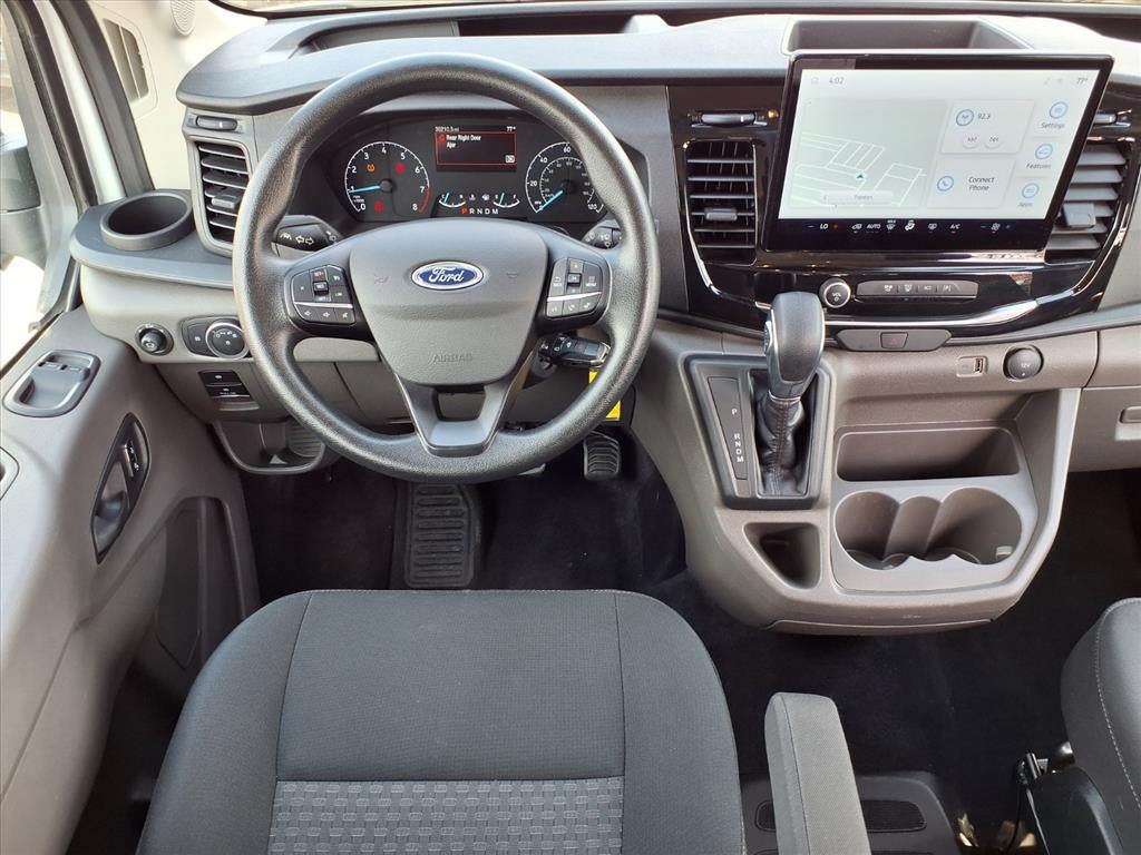 2023 Ford Transit Wagon XLT