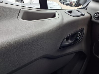 2023 Ford Transit Wagon XLT