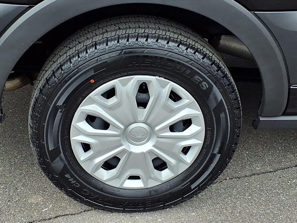 2023 Ford Transit Wagon XLT