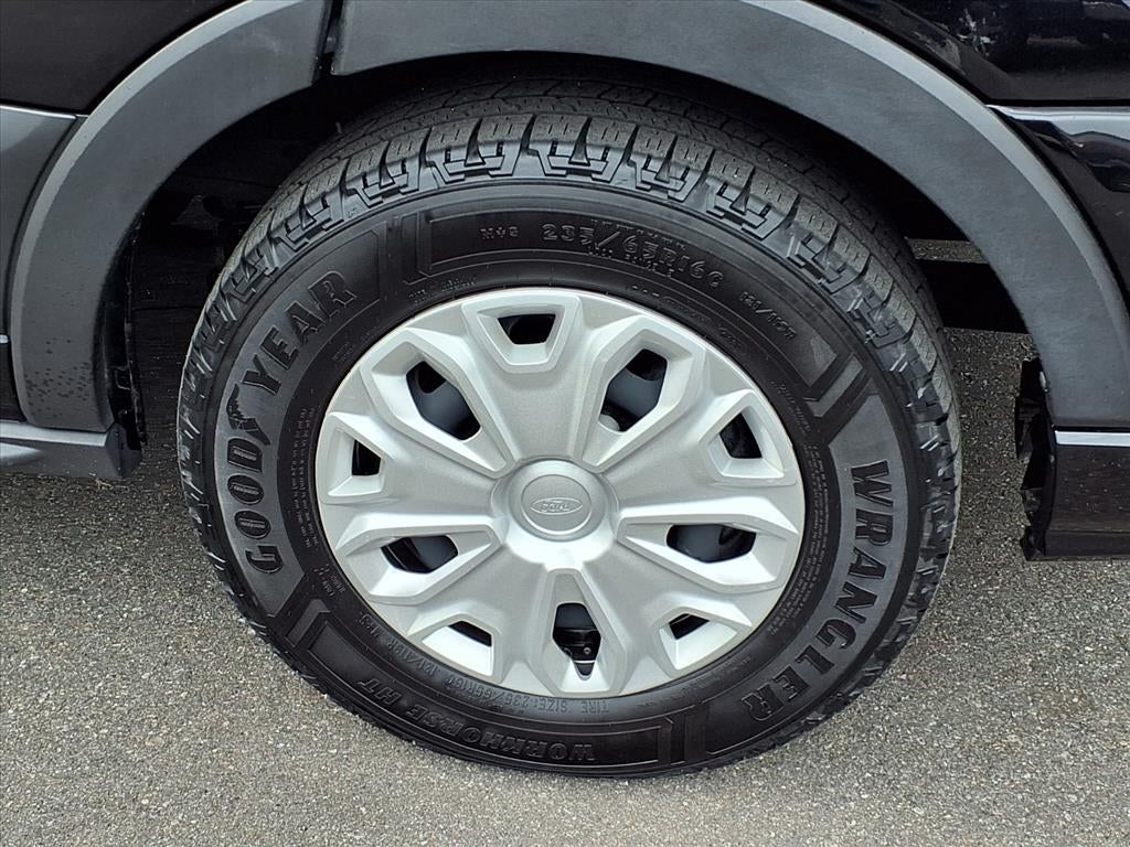 2023 Ford Transit Wagon XLT