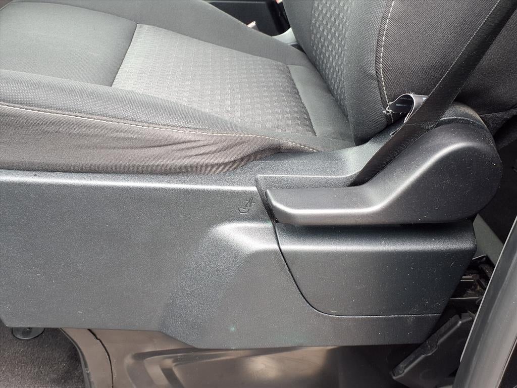 2023 Ford Transit Wagon XLT