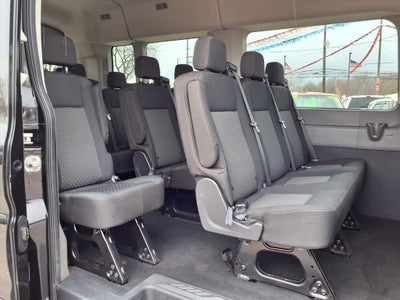 2023 Ford Transit Wagon XLT