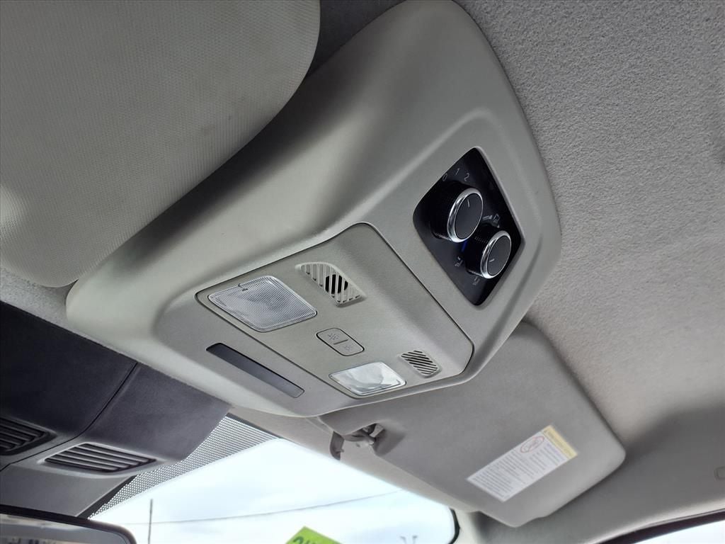 2021 Ford Transit Wagon XLT