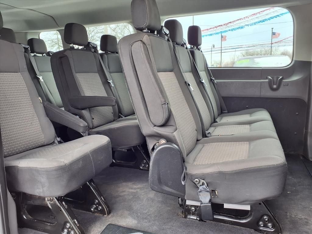 2021 Ford Transit Wagon XLT