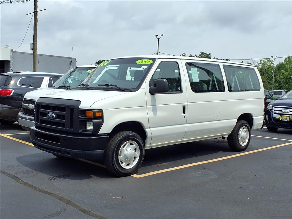 2009 Ford Econoline Wagon Base