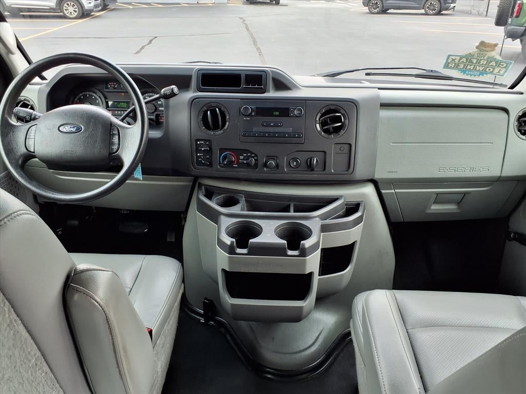 2009 Ford Econoline Wagon Base