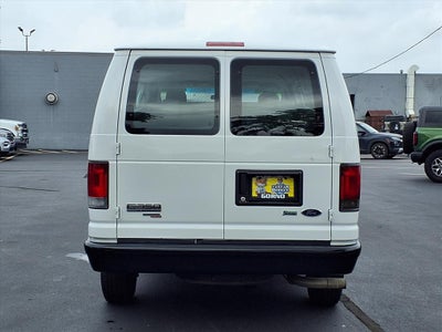 2009 Ford Econoline Wagon Base