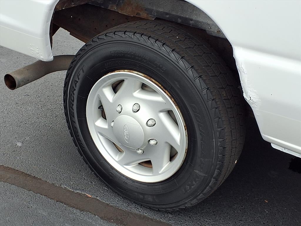 2009 Ford Econoline Wagon Base