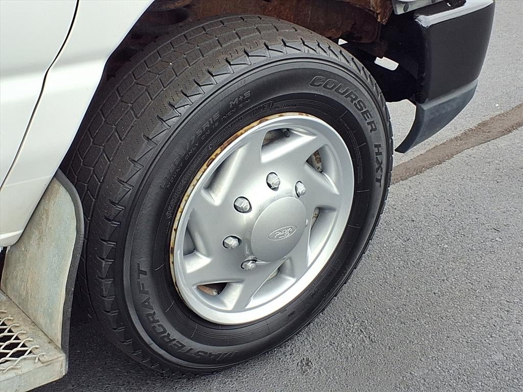2009 Ford Econoline Wagon Base