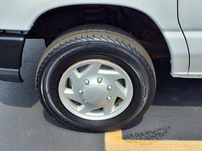 2009 Ford Econoline Wagon Base