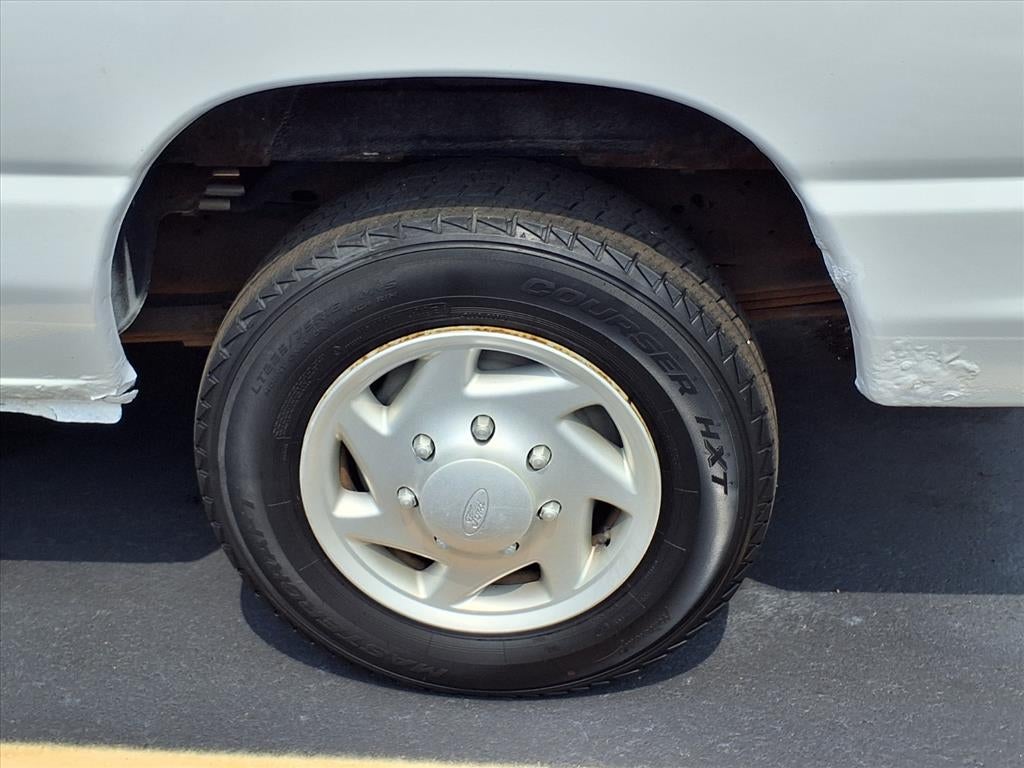 2009 Ford Econoline Wagon Base