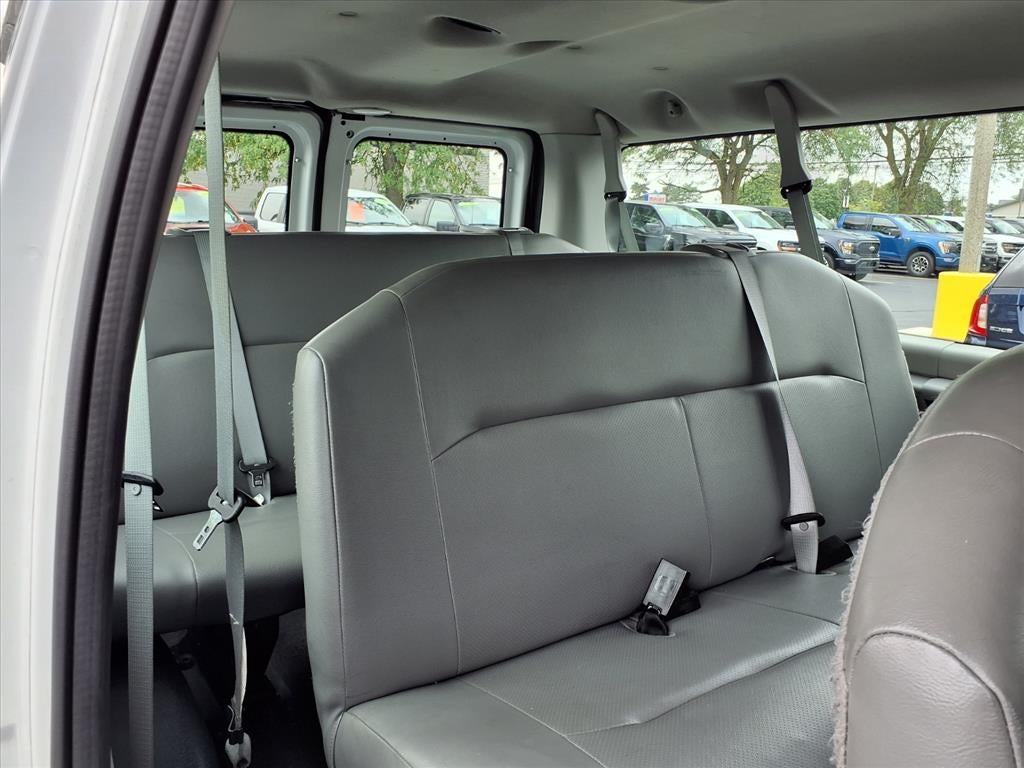 2009 Ford Econoline Wagon Base