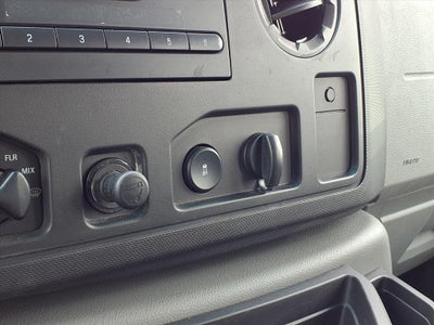2009 Ford Econoline Wagon Base