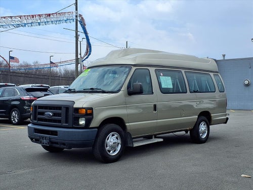 2013 Ford Econoline Wagon XL