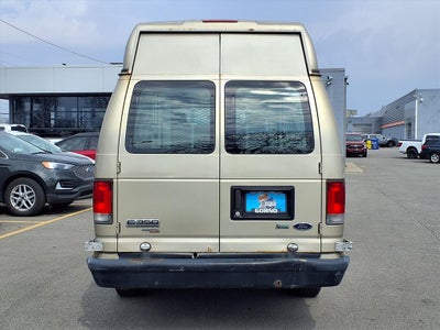 2013 Ford Econoline Wagon XL