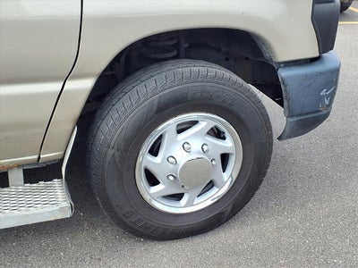 2013 Ford Econoline Wagon XL