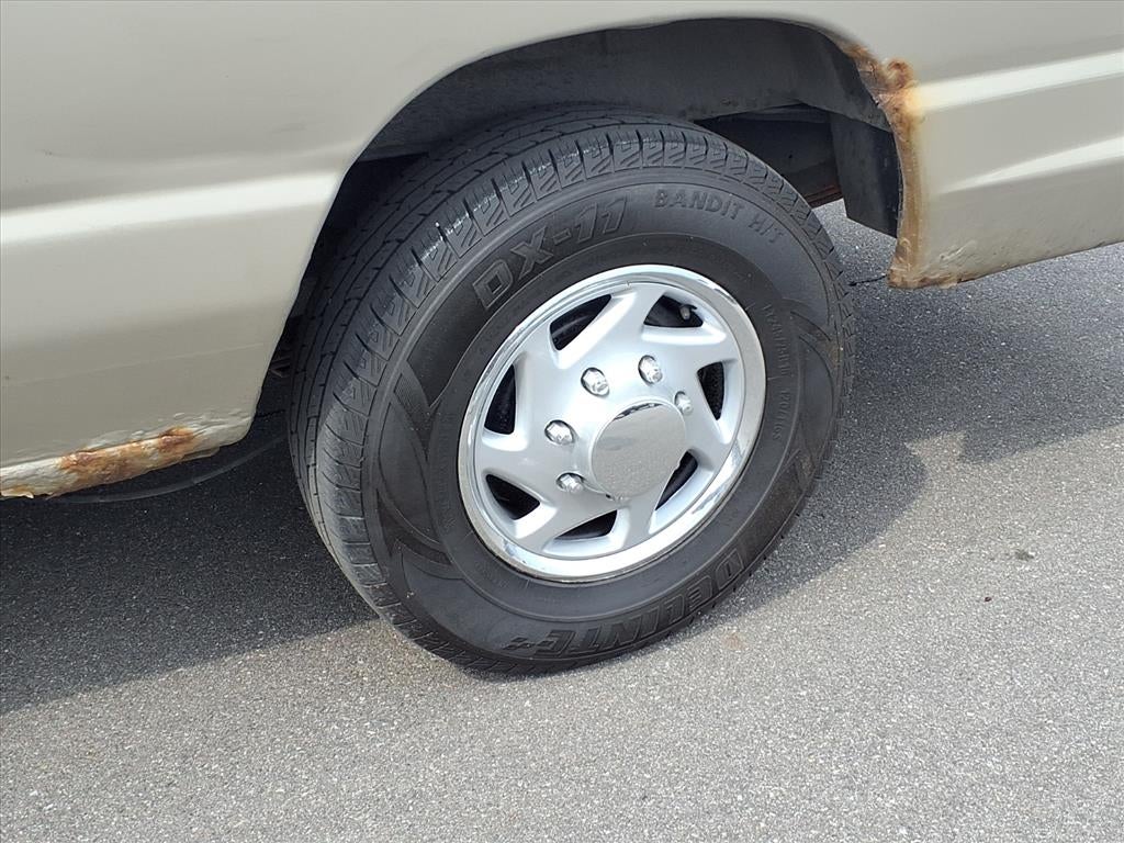 2013 Ford Econoline Wagon XL