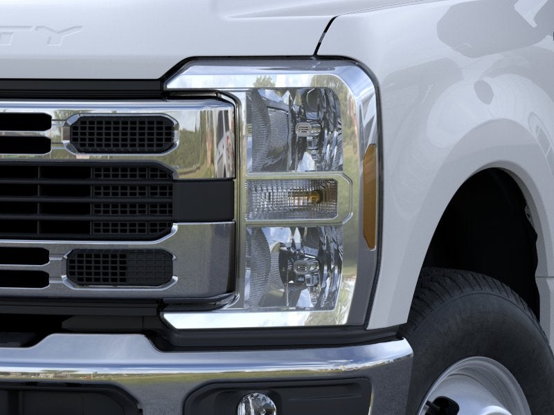 2025 Ford F-350 F-350® XL