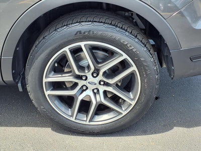 2019 Ford Explorer Sport