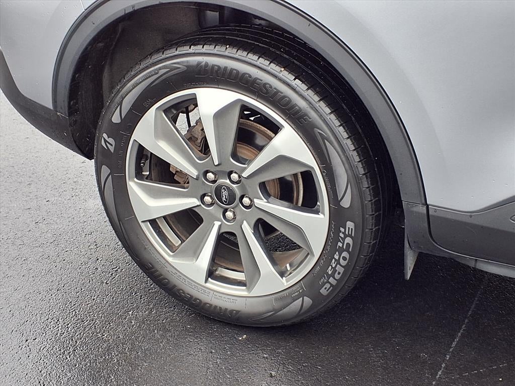 2024 Ford Escape Platinum