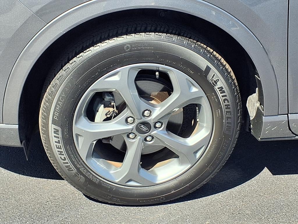 2024 Ford Escape ST-Line Select