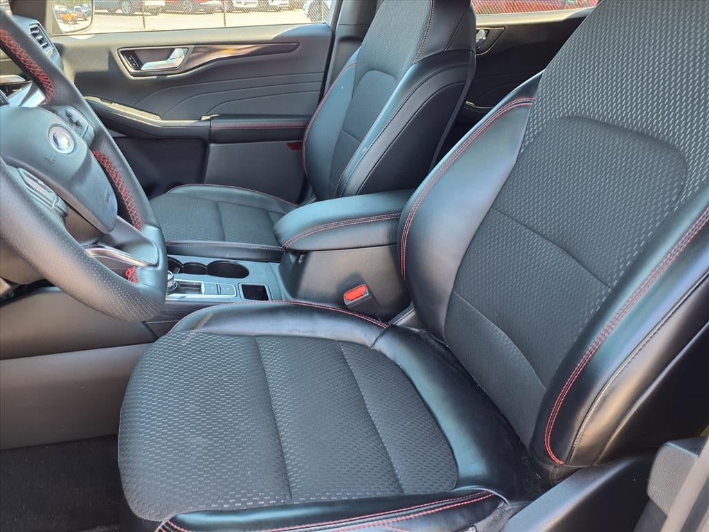 2024 Ford Escape ST-Line Select
