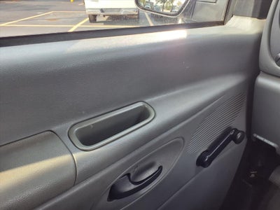 2006 Ford Econoline Wagon XL