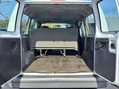 2006 Ford Econoline Wagon XL