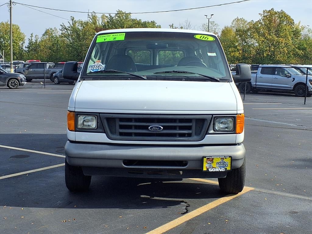 2006 Ford Econoline Wagon XL