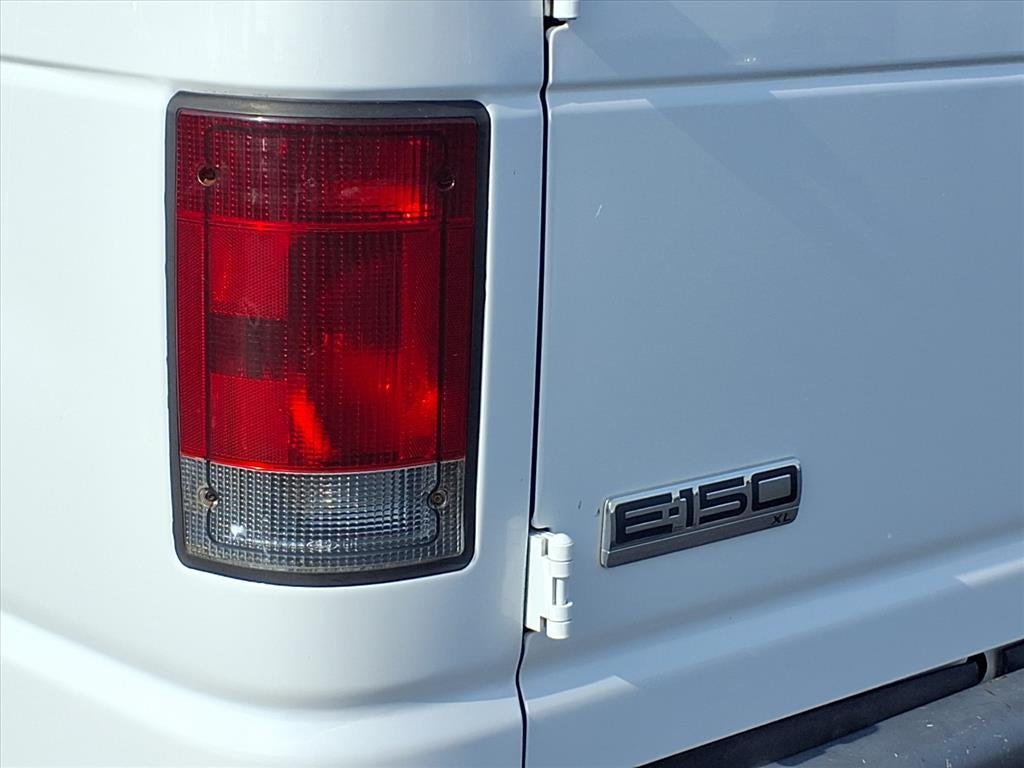2006 Ford Econoline Wagon XL