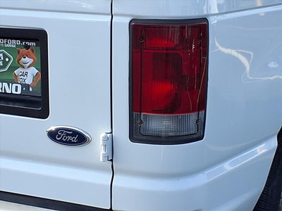 2006 Ford Econoline Wagon XL