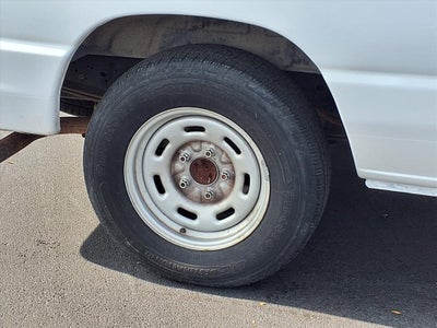 2006 Ford Econoline Wagon XL