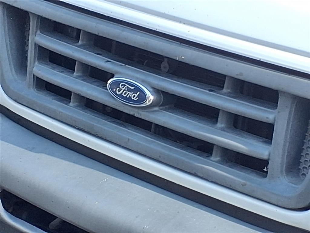 2006 Ford Econoline Wagon XL