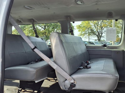 2006 Ford Econoline Wagon XL