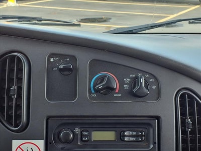 2006 Ford Econoline Wagon XL